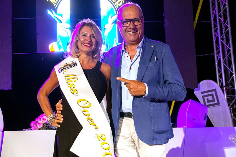 Elena Mengozzi è Miss Over 2019 - Concorso internazionale di bellezza